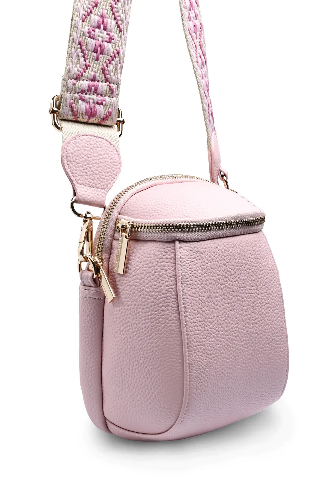 WANDERER SLING BAG