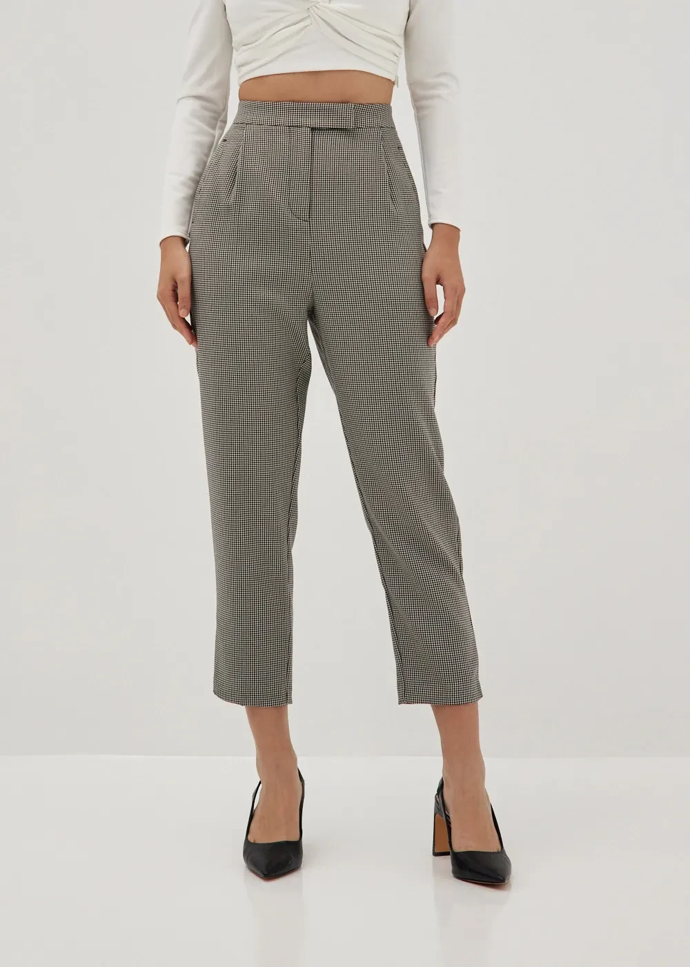 KIERA MINI HOUNDSTOOTH PEG LEG PANTS