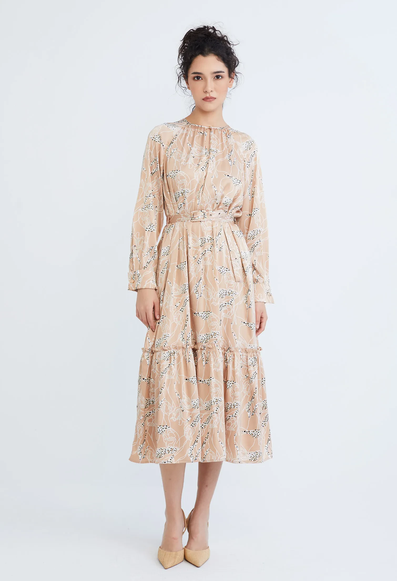 ABSTRACT ALLOVER FLORA BELTED DRESS [SAND]