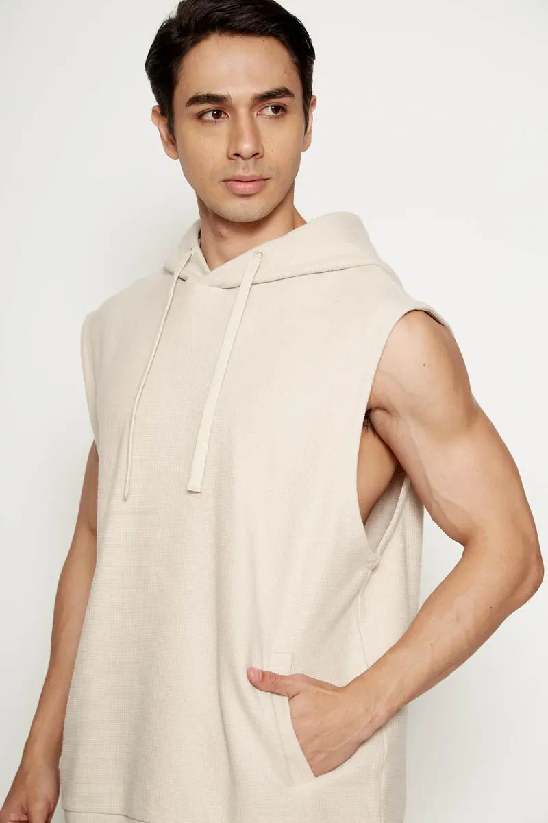 MEN ESSENTIAL SHORT SLEEVE HOODIE   STONE