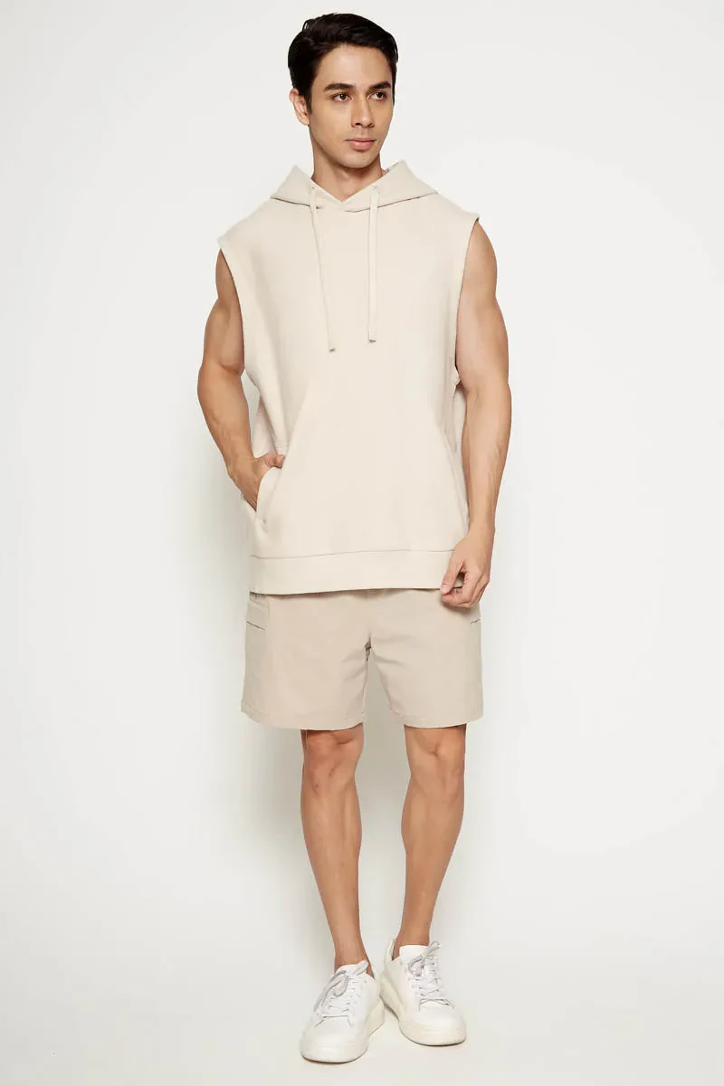 MEN ESSENTIAL SHORT SLEEVE HOODIE   STONE