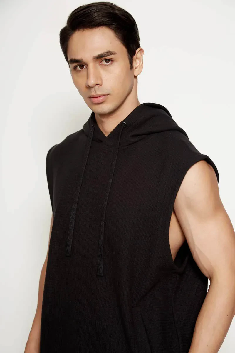 MEN ESSENTIAL SHORT SLEEVE HOODIE   BLACK