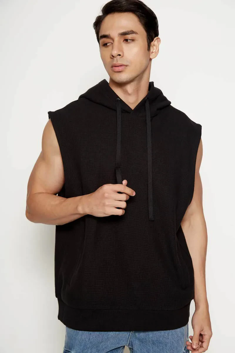 MEN ESSENTIAL SHORT SLEEVE HOODIE   BLACK
