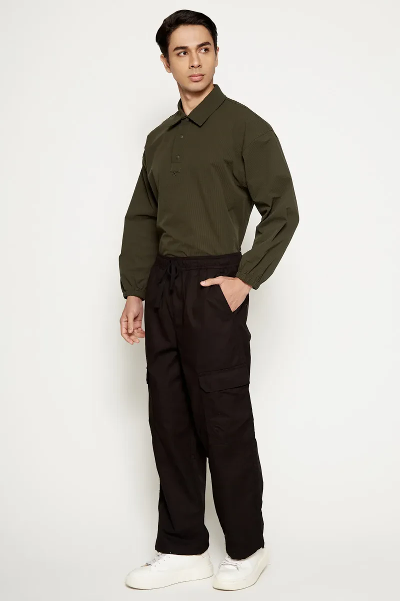 MEN ESSENTIAL JOGGER BLACK