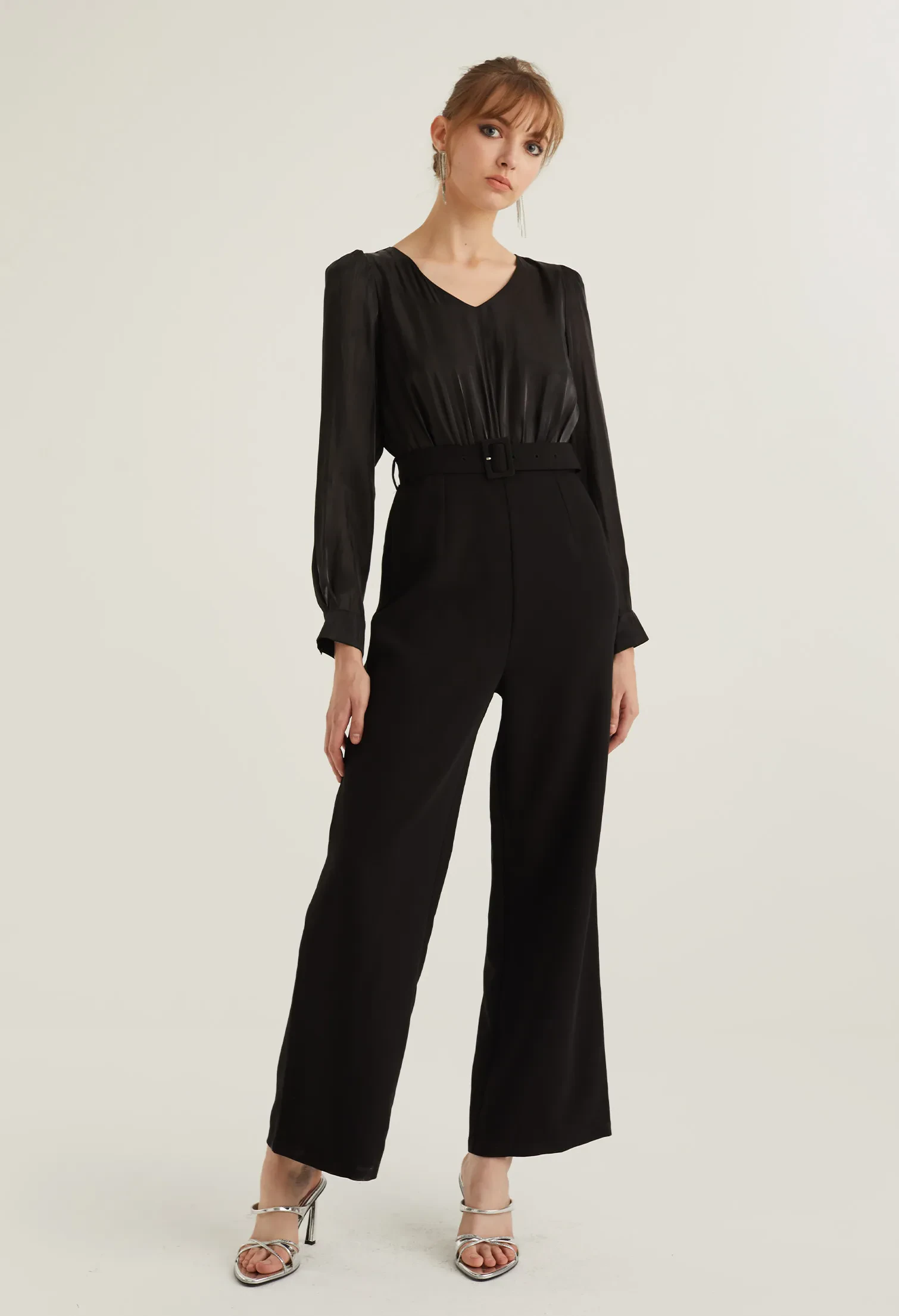 REFLECTIVE PARTY BELTED JUMPSUIT [BLACK]