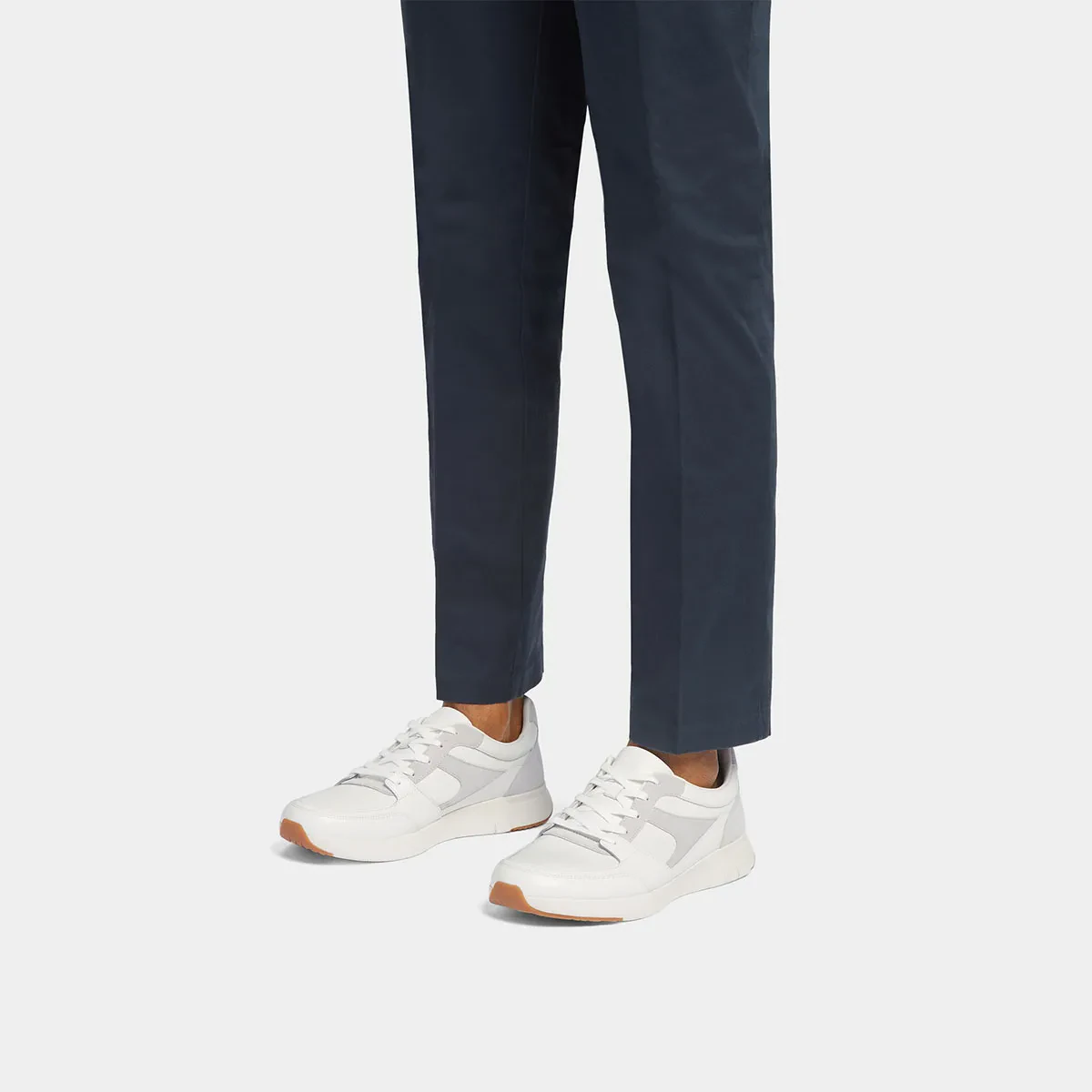 ANATOMIFLEX MEN'S MATERIAL MIX PANEL TRAINERS