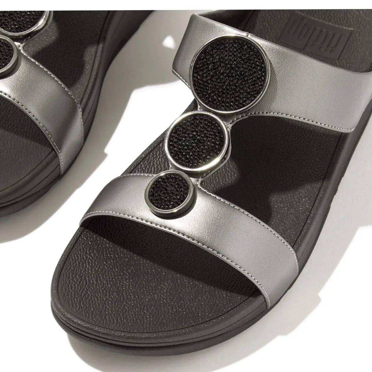 HALO WOMEN BEAD-CIRCLE METALLIC SLIDES