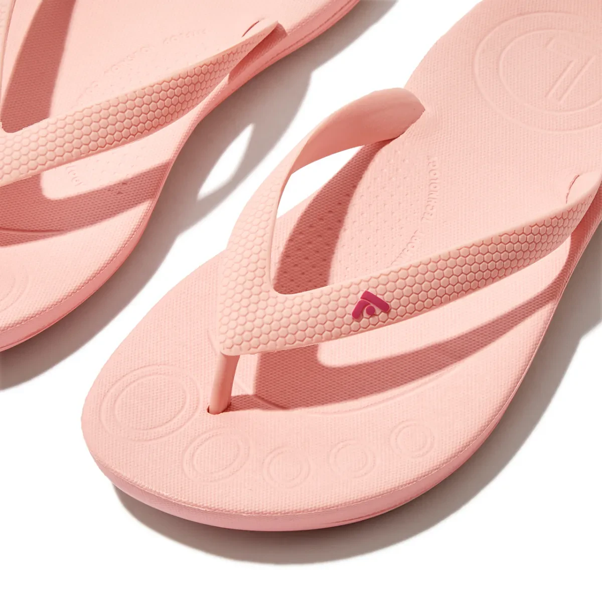 IQUSHION KIDS ERGONOMIC FLIP FLOPS