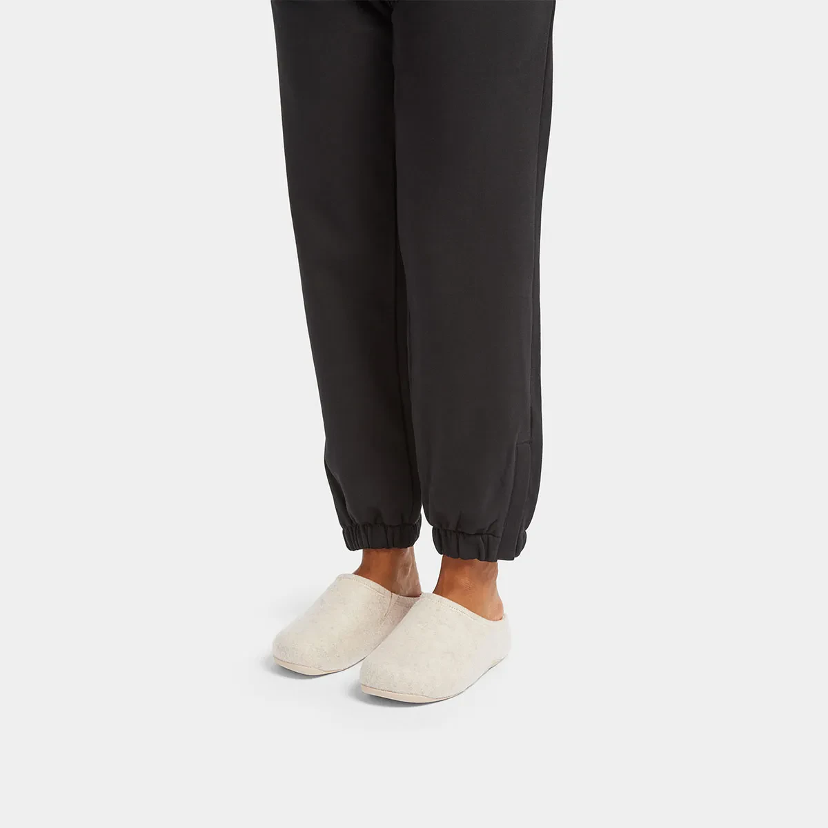 SHUV WOMEN E01 CUSHY FELT CLOG