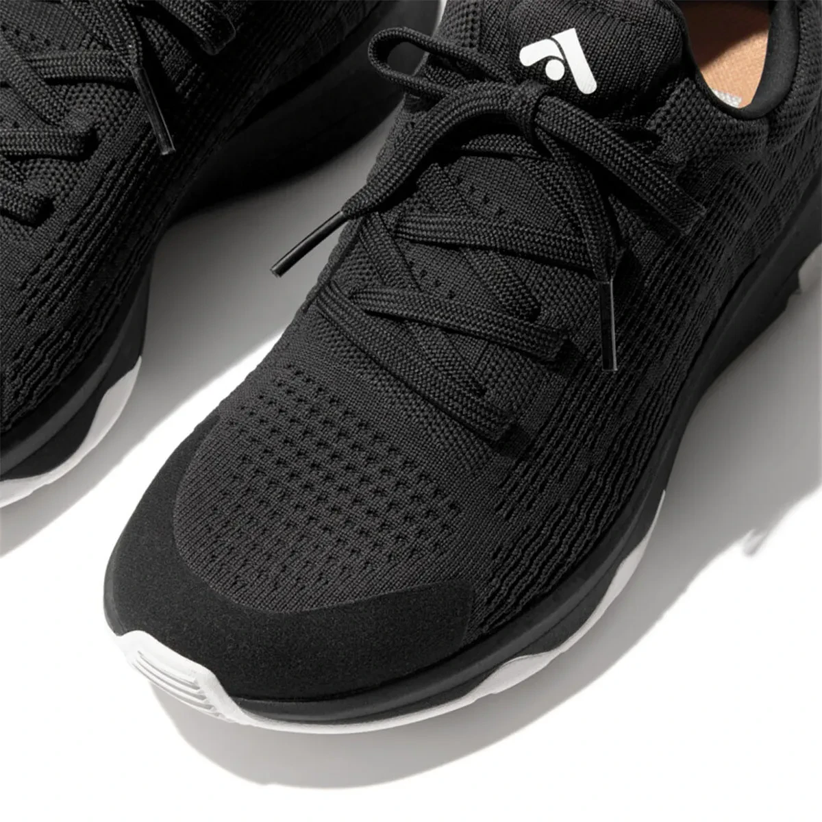 VITAMIN FFX WOMEN'S E03 KNITS SPORTS TRAINER