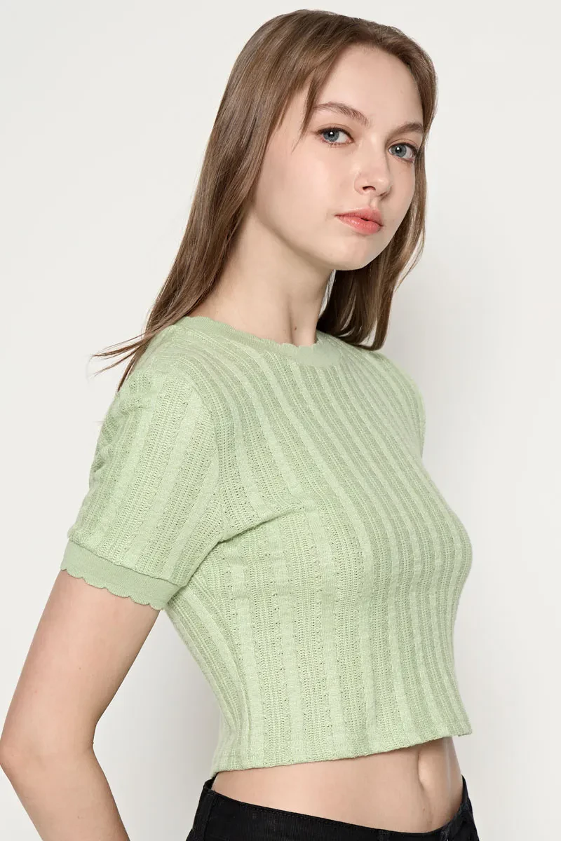 YARN KNIT LADIES TOP LIGHT GREEN