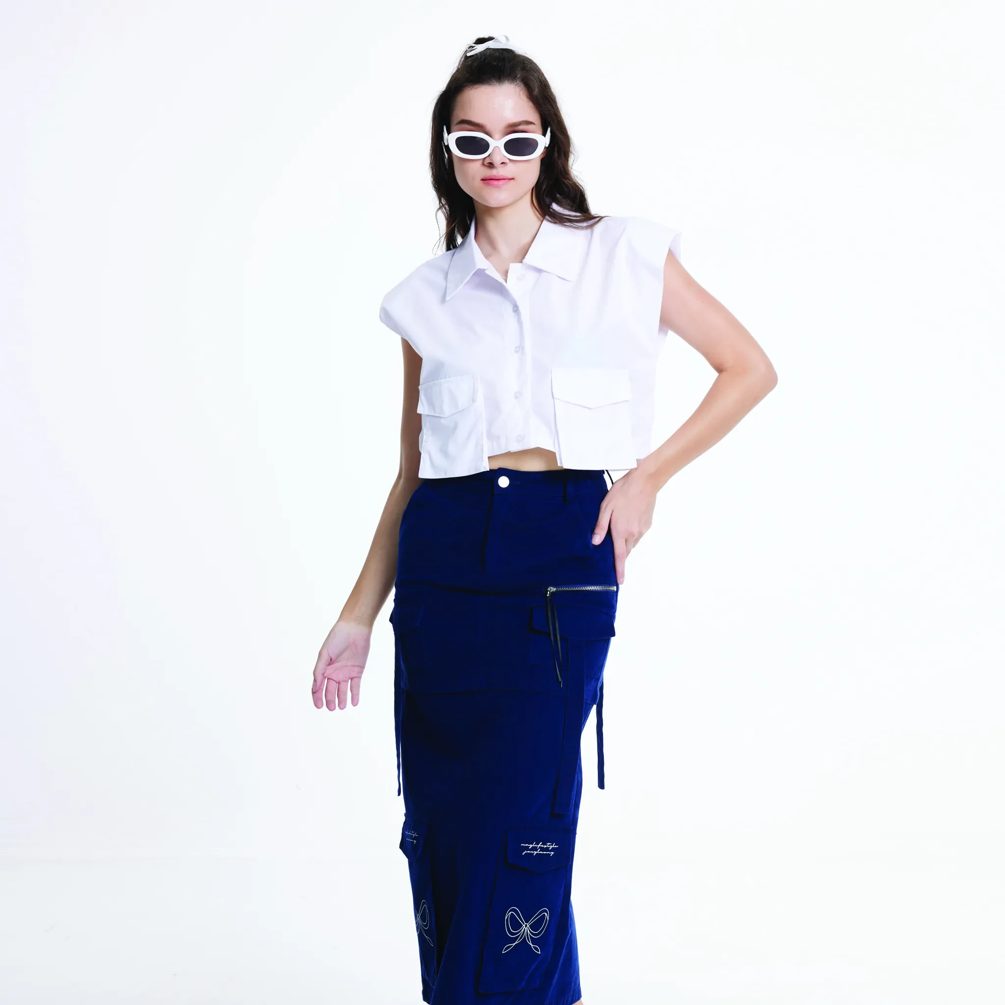 JLXMAG CROP SHIRT - WHITE