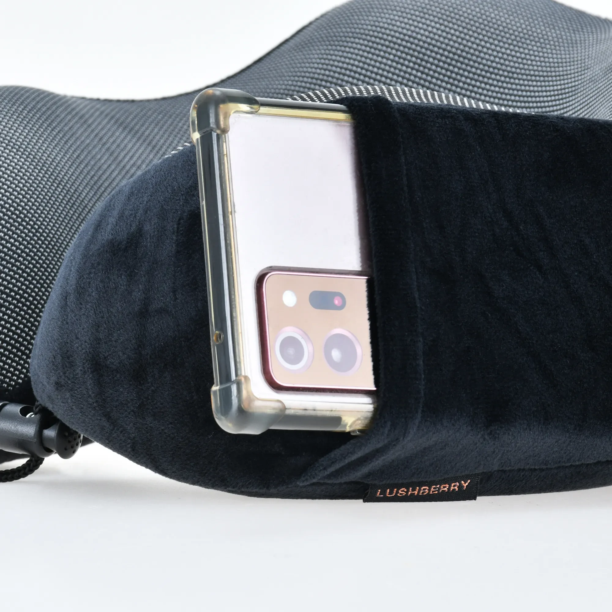 TRAVEL PILLOW