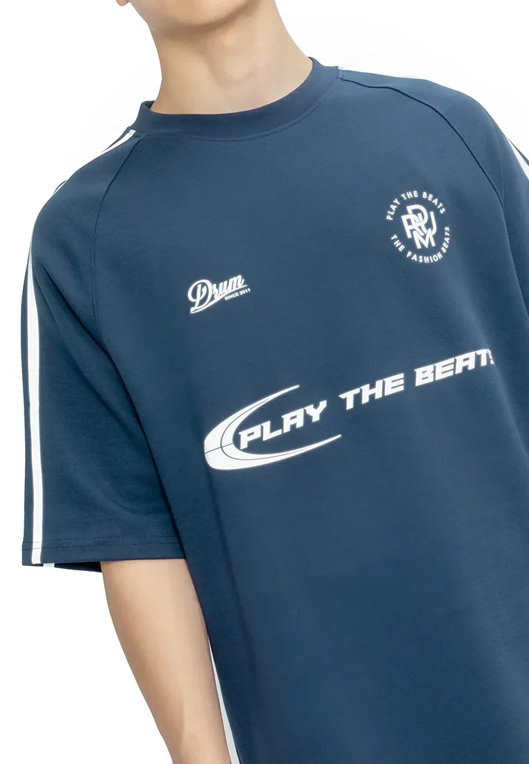 DRUM SELECT REFLECTIVE PRINT OVERSIZED TEE