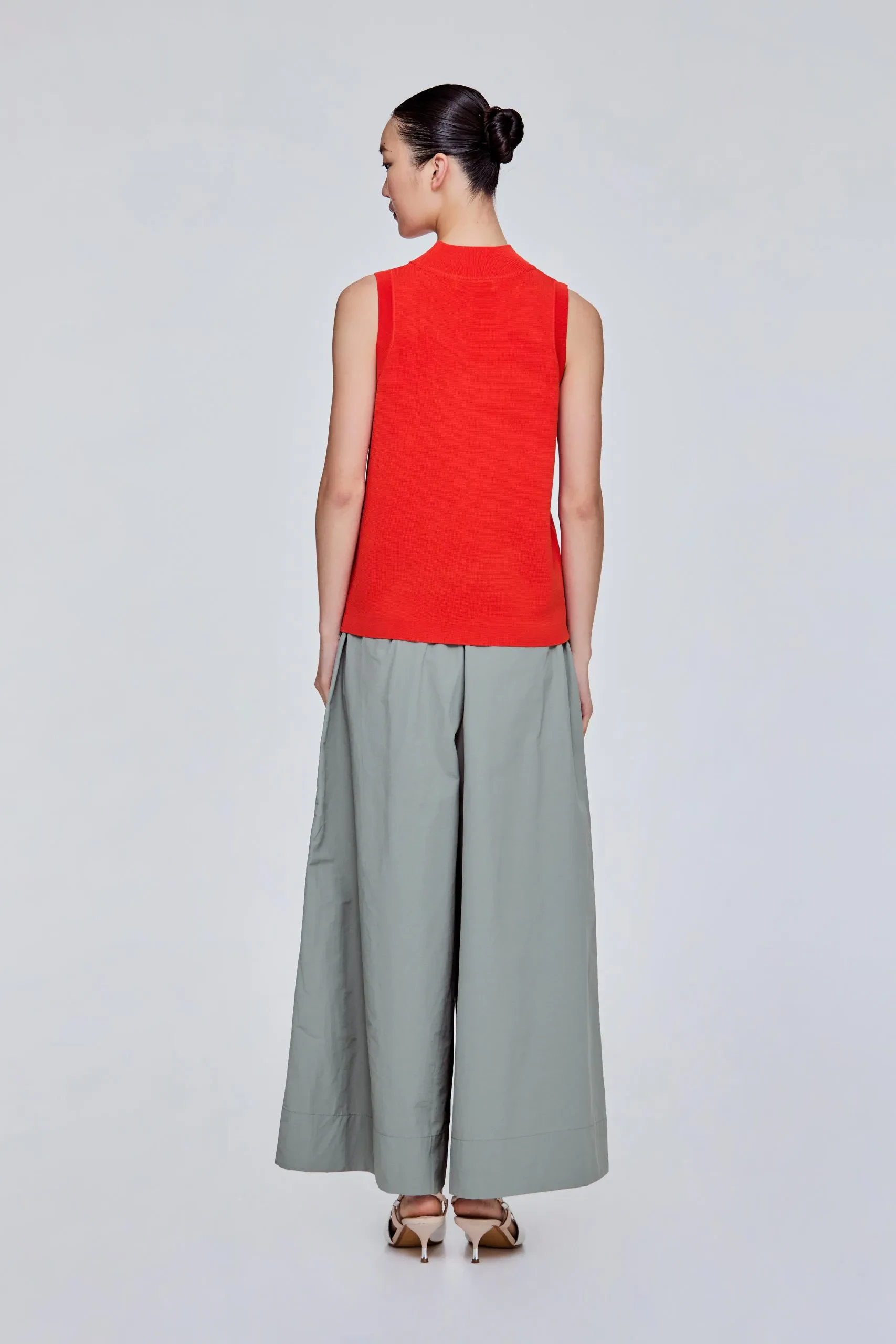 HALTER NECK KNIT