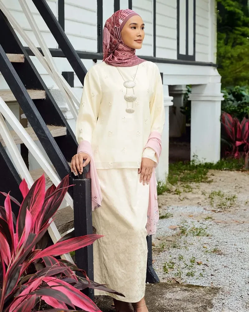 MAYANG KURUNG SET - IVORY