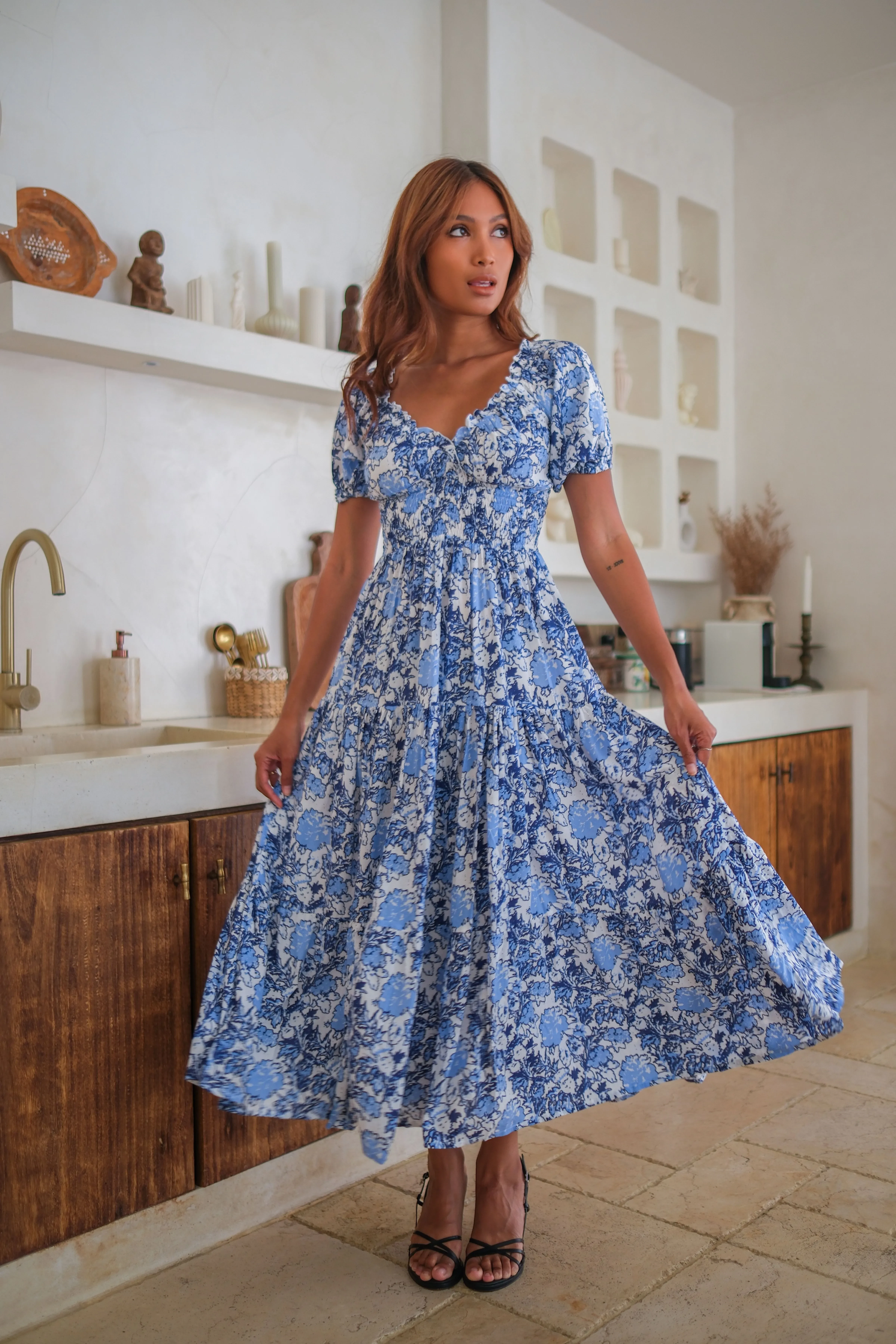 LADY DRESS  FLOWER RASER